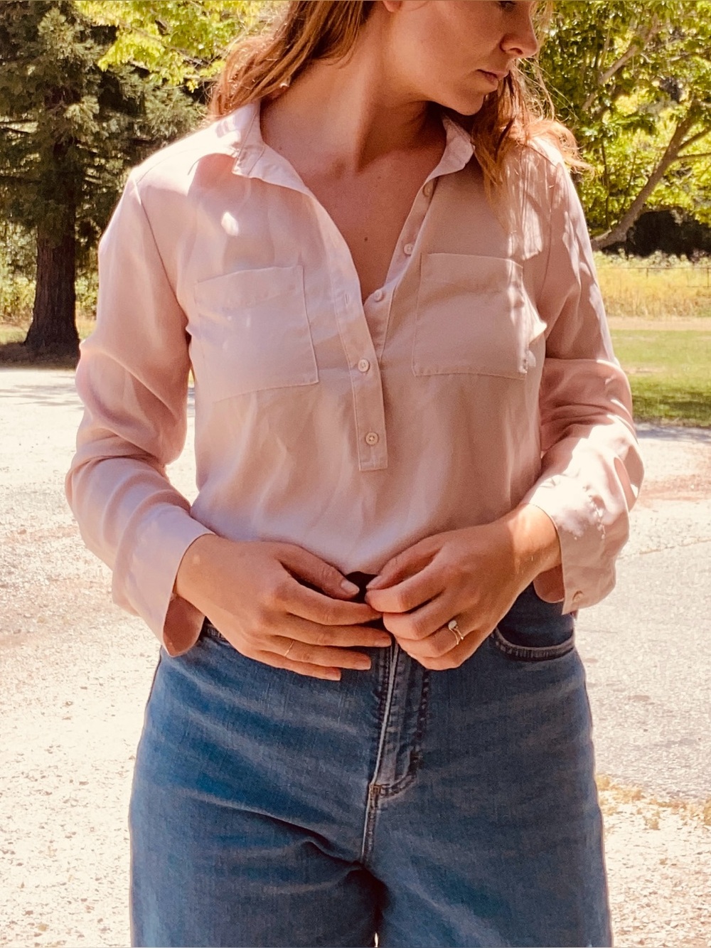 Ann Taylor Button Down Long Sleeve Collared Blouse in Blush Pink